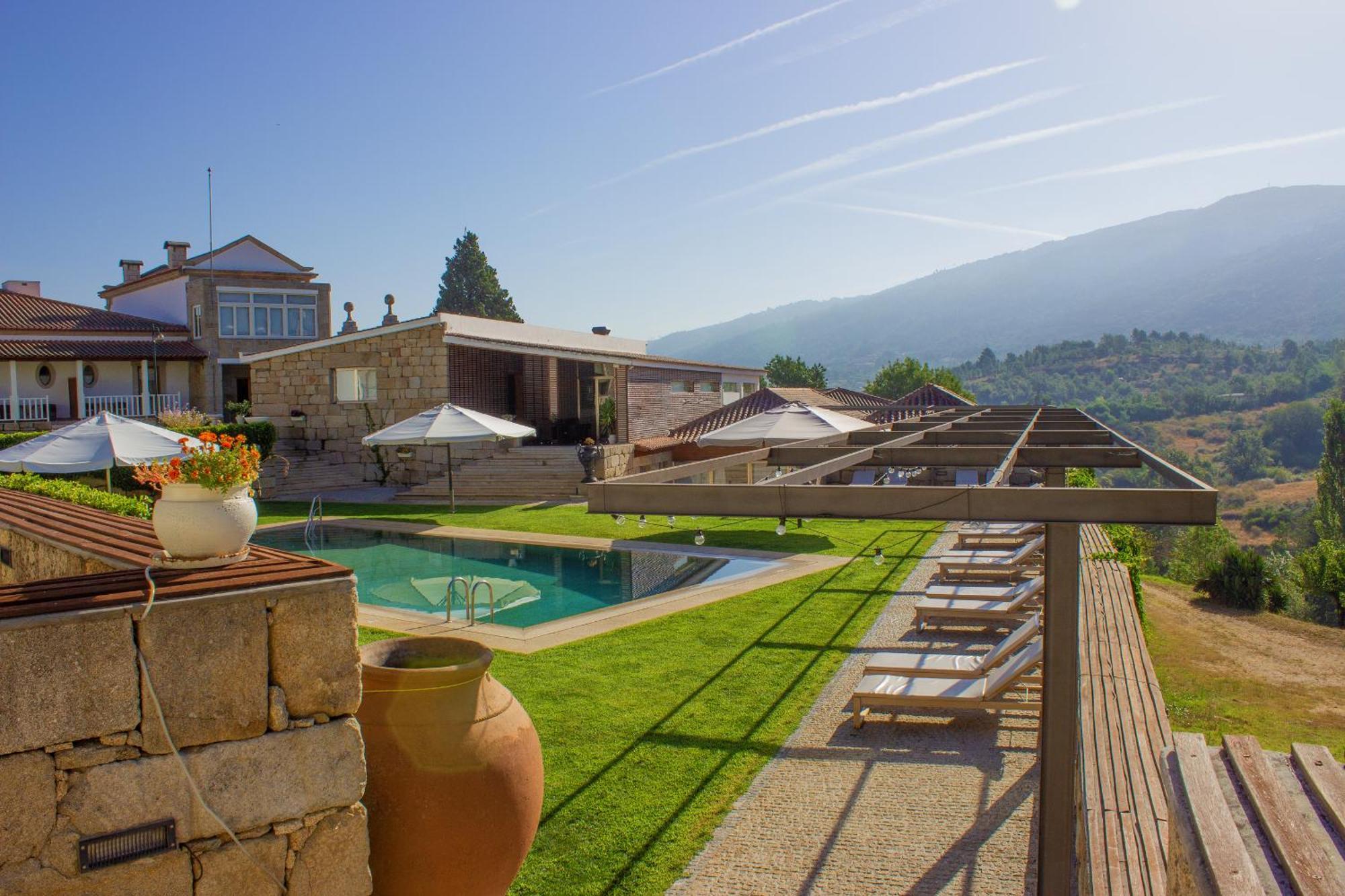 Hotel Rural Casa De Samaioes 샤베스 외부 사진