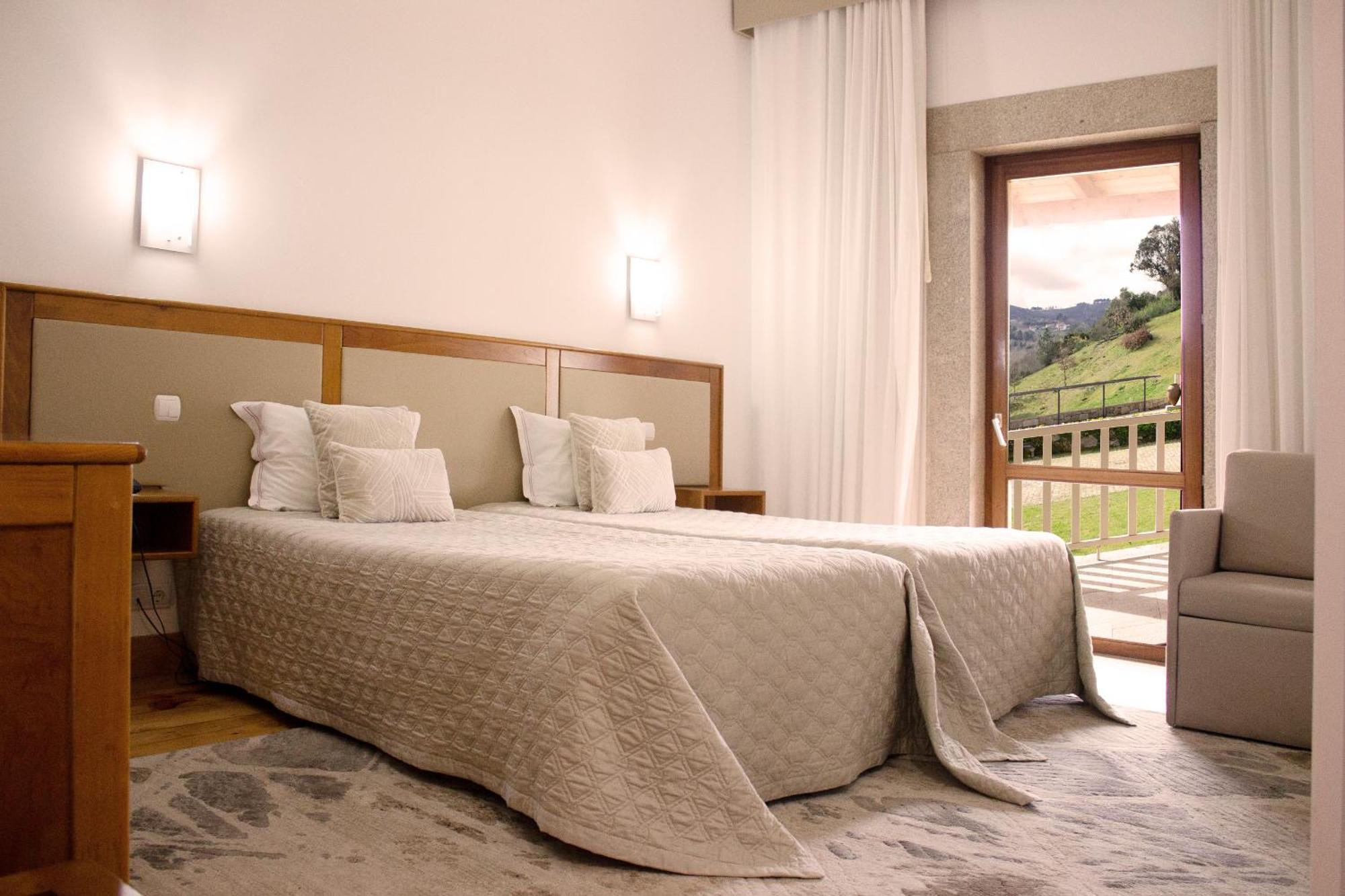 Hotel Rural Casa De Samaioes 샤베스 외부 사진