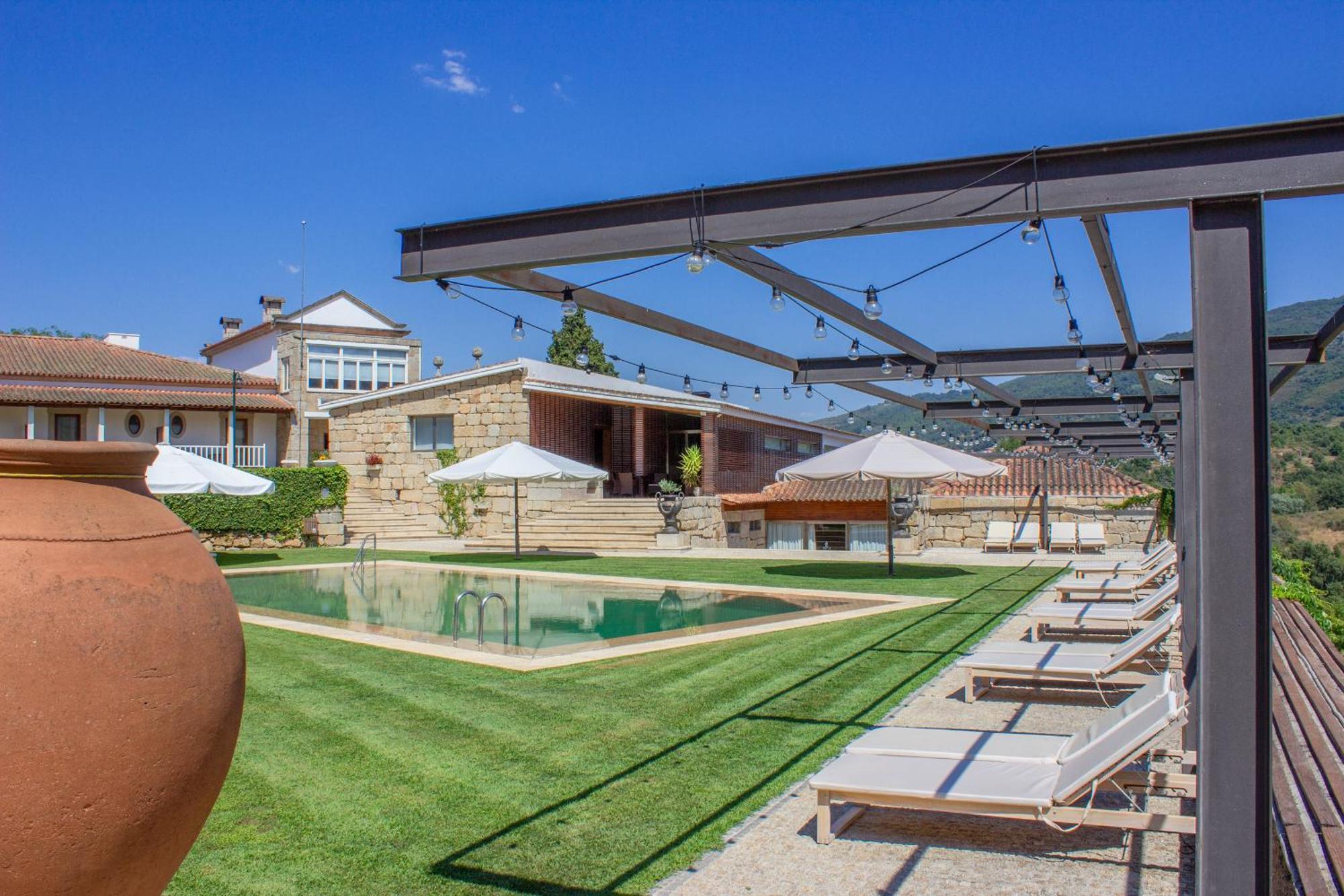 Hotel Rural Casa De Samaioes 샤베스 외부 사진